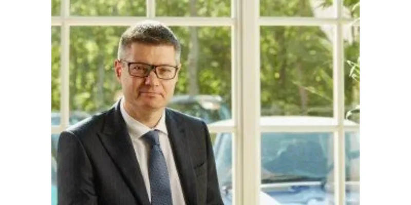 Lord Simon Wolfson – CEO